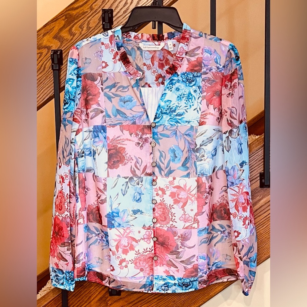 Soft Surroundings Blouse Color Block Floral wood Buttons Lined SZ. Med
